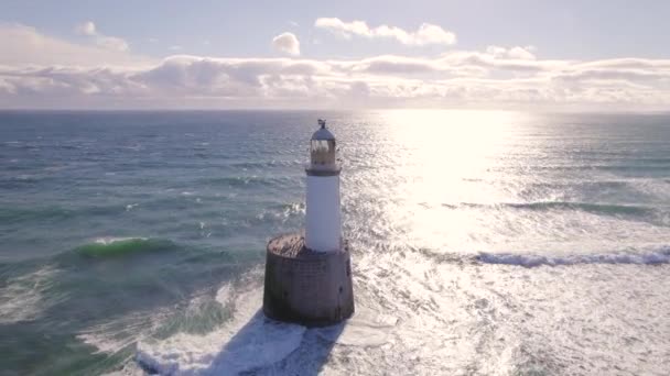 Skoçya Nın Kuzey Doğu Kıyısındaki Rattray Head Deniz Feneri — Stok video