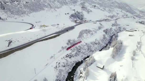 Tren Esquí Suiza Utilizado Para Transportar Pasajeros Esquiadores Estaciones Esquí — Vídeos de Stock