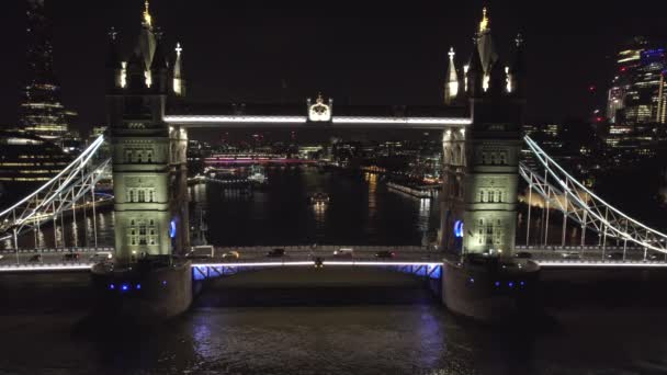 Лондон Объединенный Кингдом Circa 2022 Iconic Tower Bridge Spanning River — стоковое видео