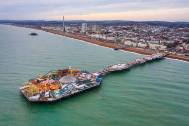 Brighton Sarayı İskelesi Öğleden Sonra Hava Görüntüsü