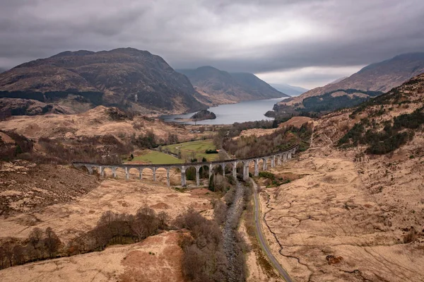 Skoçya Daki Glenfinnan Viaduct Popüler Turist Merkezi — Stok fotoğraf