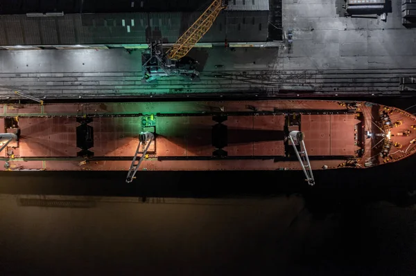 Vista Olho Pássaro Navio Atracado Porto Espera Carga — Fotografia de Stock