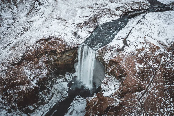 Cascada Skogafoss Islandia Hermoso Hito Cubierto Nieve — Foto de Stock