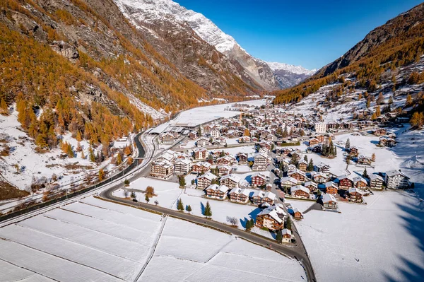 İsviçre 'de bir kasaba tasarla Kış Havası Manzarası' nda