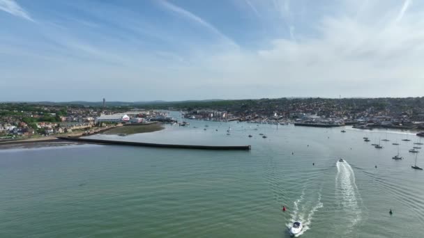 Cowes Beautiful Waterfront Town Isle Wight Aerial View — Stock Video