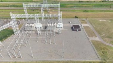 Yüksek Voltajlı Elektrik Alt İstasyonu ve Güç Dağıtımı