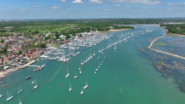 Hamble Marina Summer Aerial View — стоковое видео