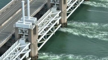 Doğu Scheldt Fırtına Dalgası Hava Bariyeri Görünümü