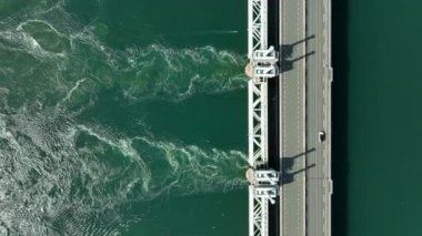 Doğu Scheldt 'teki Fırtına Dalgası Bariyeri Kuş Gözü Görünümü