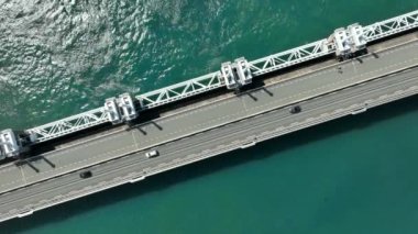 Doğu Scheldt 'teki Fırtına Dalgası Bariyeri Kuş Gözü Görünümü