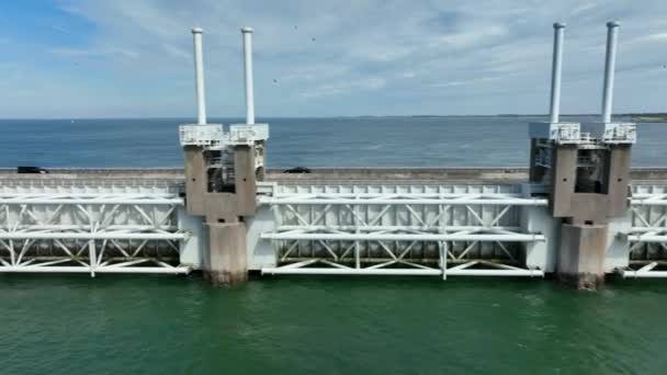 Storm Surge Barrier Bridge Protect Netherlands Mainland Rising Seas — Stock video