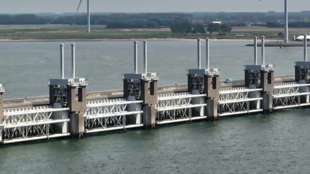 Storm Surge Barrier Östra Scheldt Skydda Nederländerna Från Havet — Stockvideo