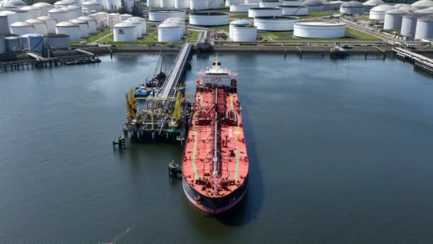 Crude Oil Liquid Cargo Transporter Ship Unloading Petrochemicals Fuel Depot — Stock Video