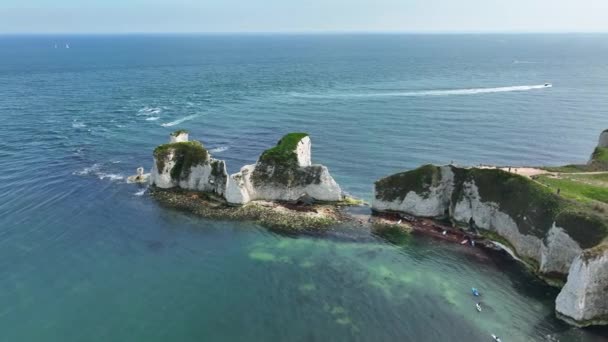 英格兰南海岸老哈利岩石的粉笔悬崖 — 图库视频影像