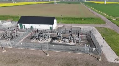 Sakin bir günde Bir Rüzgâr Çiftliği İstasyonu Elektrik Yok