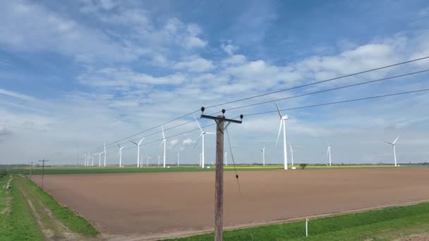Вітряні Турбіни Генерують Енергії Падіння Відновлюваної Вітрової Енергії — стокове відео