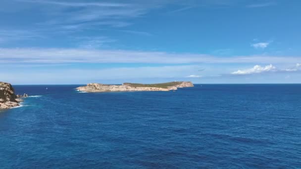 Insel Illa Conillera Vor Der Westküste Von Ibiza — Stockvideo