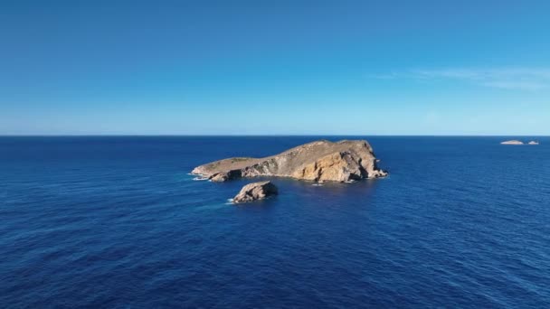 Pequena Ilha Largo Costa Oeste Ibiza Vista Aérea Verão — Vídeo de Stock