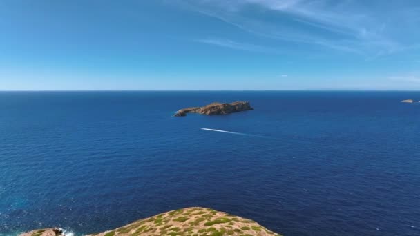 Kleine Insel Vor Der Westküste Von Ibiza Sommer Aus Der — Stockvideo