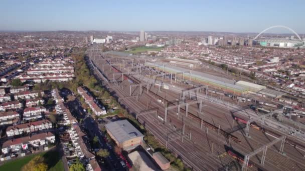 Commuter Trains Egy Depot Londonban Aerial View — Stock videók