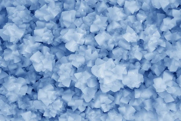 Крупный план кристаллизационных минералов на научно-популярной выставке — стоковое фото