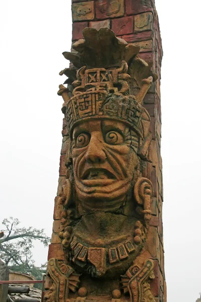 Civilización maya carácter escultura —  Fotos de Stock