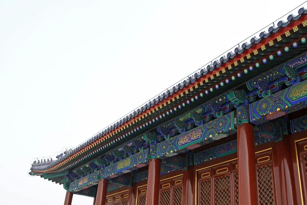 Traditionele tempel gebouw dakranden — Stockfoto