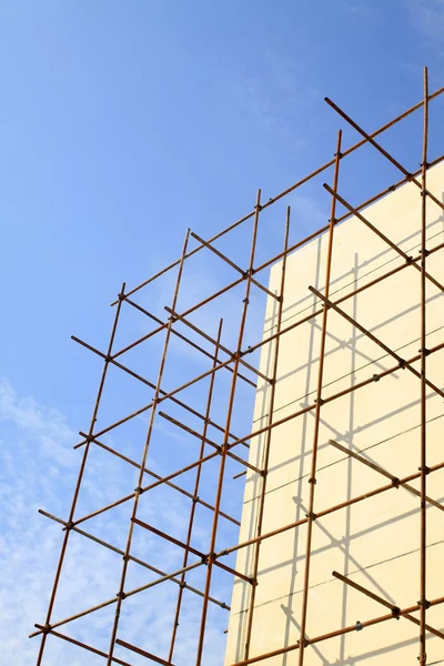 Scaffold in construction site — Stock Photo, Image
