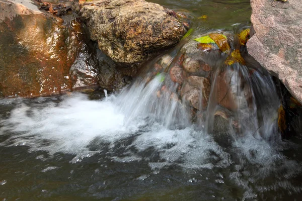 Stream in mountain — Stock Photo, Image