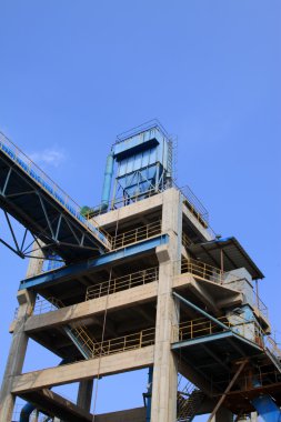 Çimento fabrikasında mekanik Tesisatı
