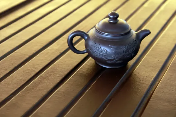 Zisha teapot on the desk — Stock Photo, Image