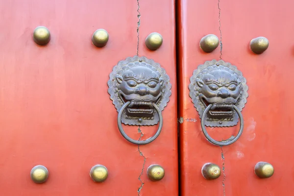 Pekin yasak şehir içinde kapı tokmağı metal, çene