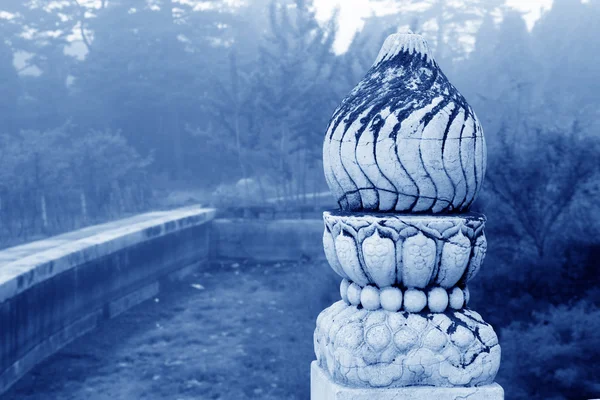 Trabalhos de escultura em pedra na ponte, Túmulos Reais Orientais do Q — Fotografia de Stock