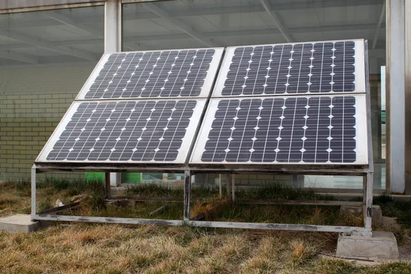 Güneş enerjili su ısıtıcıları — Stok fotoğraf