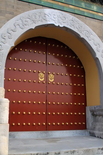 Doornail e batedores de porta — Fotografia de Stock