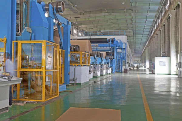Línea de producción de empresa de papel — Foto de Stock
