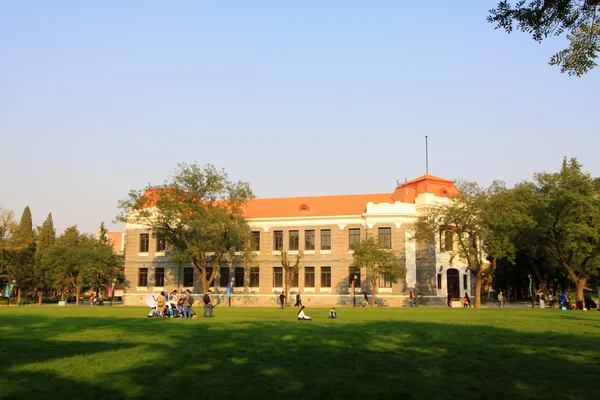 Uniwersytet Tsinghua kampusu architektury i krajobrazu w Chinach — Zdjęcie stockowe