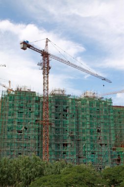 tamamlanmamış yüksek binalar