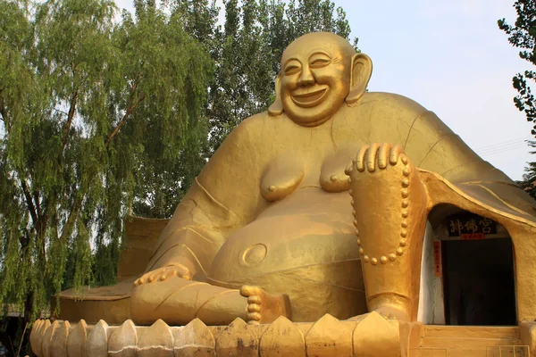 Arany buddha szobor — Stock Fotó