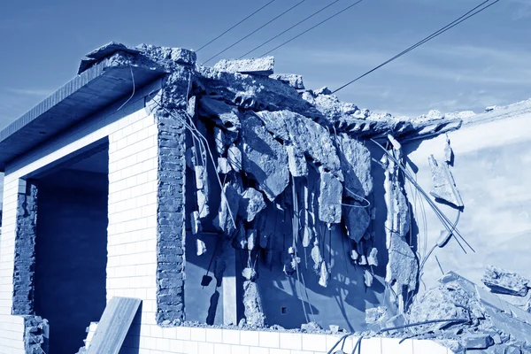 Wreck of the wall after earthquake disaster — Stock Photo, Image