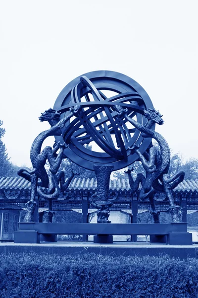 Instrumentos de observaciones astronómicas antiguas chinas en un museo —  Fotos de Stock