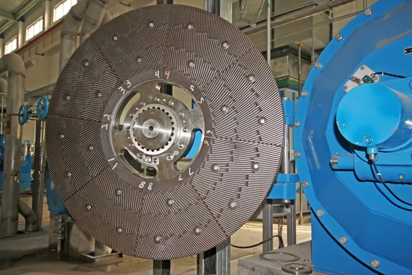 Papier onderneming mechanische apparatuur in een fabriek — Stockfoto