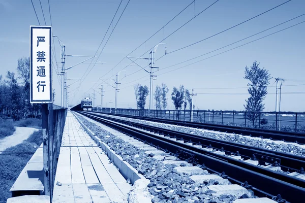 Trainen in de spoorweg — Stockfoto