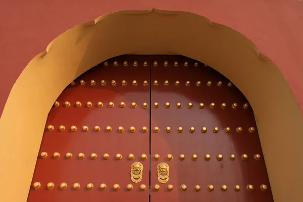 Doornail and door knockers — Stock Photo, Image