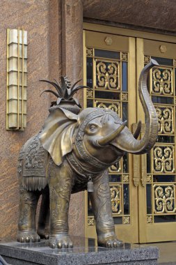 copper elephants sculpture clipart