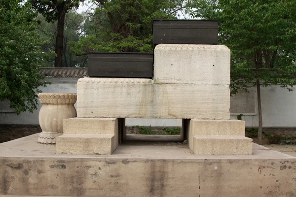 Estilo chino tradicional de construcción de piedra, norte de China — Foto de Stock