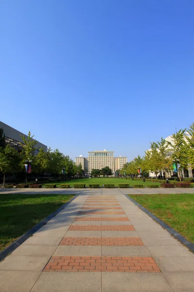 Tsinghua campus universitário arquitetura e paisagem na China — Fotografia de Stock