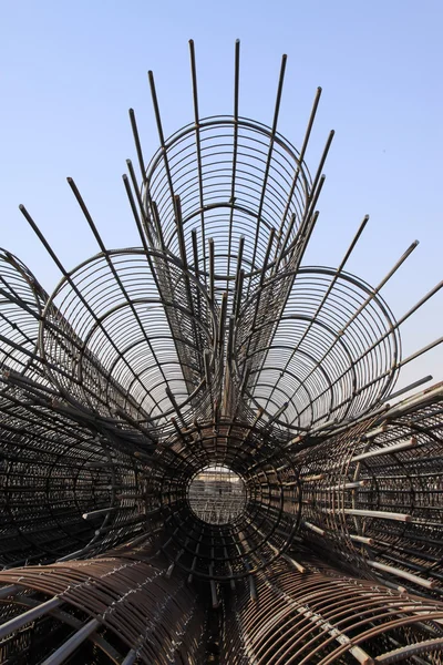 Steel rebar component in a construction site — Stock Photo, Image