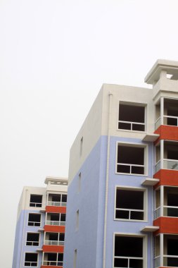 tamamlanmamış yüksek düzey konut