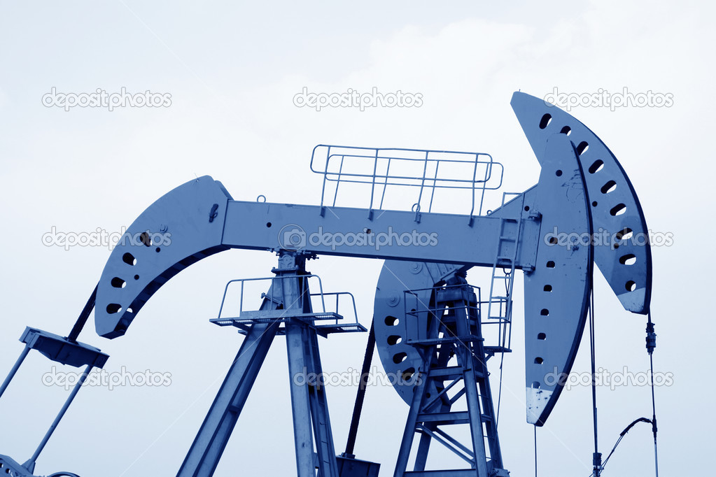 oil pumping rig